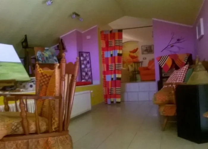 La Luce Della Luna Bed & Breakfast *