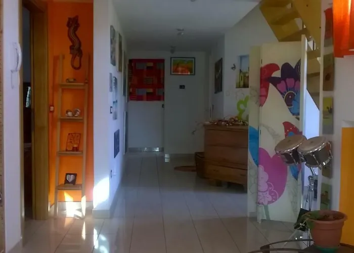 فندق مبيت وإفطار La Luce Della Luna *