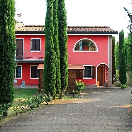La Luce Della Luna Bed & Breakfast *