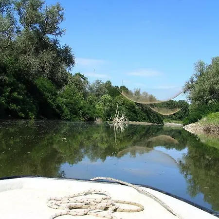 Alojamento de Acomodação e Pequeno-almoço La Luce Della Luna