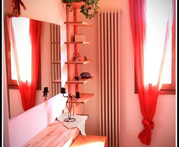 La Luce Della Luna Bed and Breakfast *